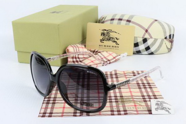 Burberry Boutique Sunglasses 038